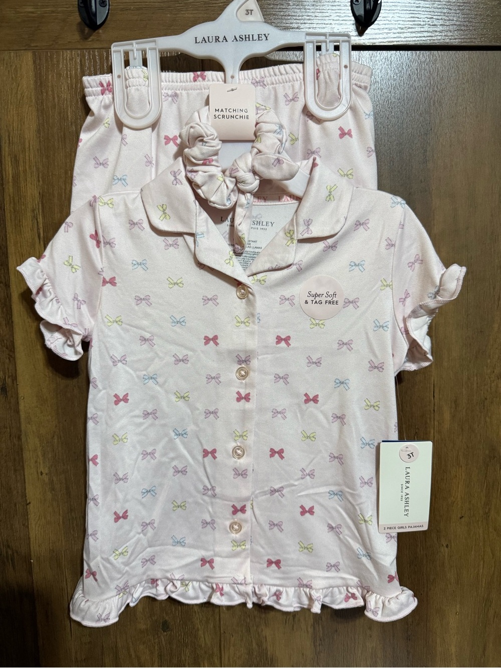 Laura Ashley Light Pink Bow-Print Girls Pajama Set with Scrunchie